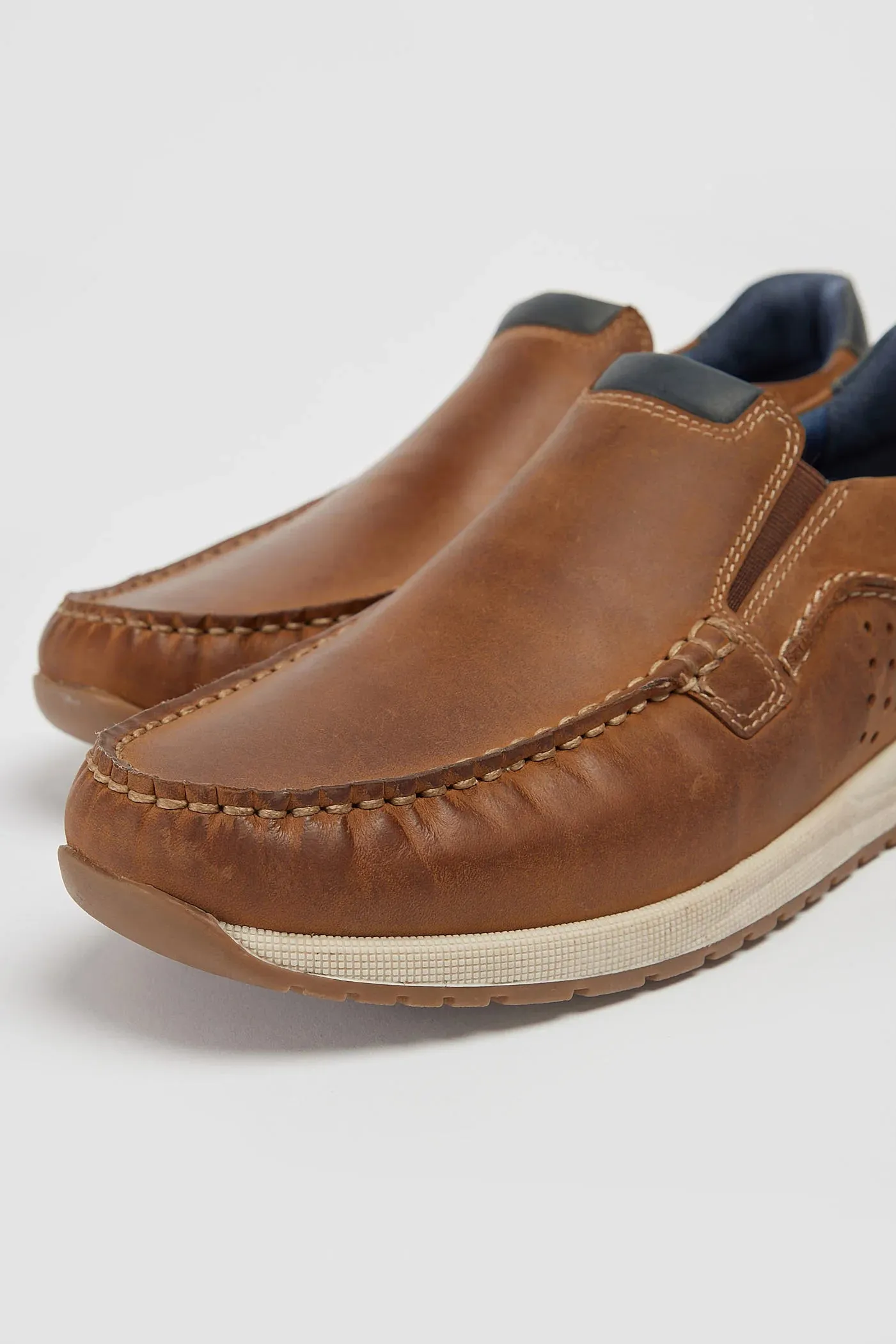 Mens Pod Brown Casual Boat Shoe Slip On Sean Waxy Leather sale